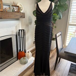 Carmen Marc Valvo Black Ruched High Low Gown